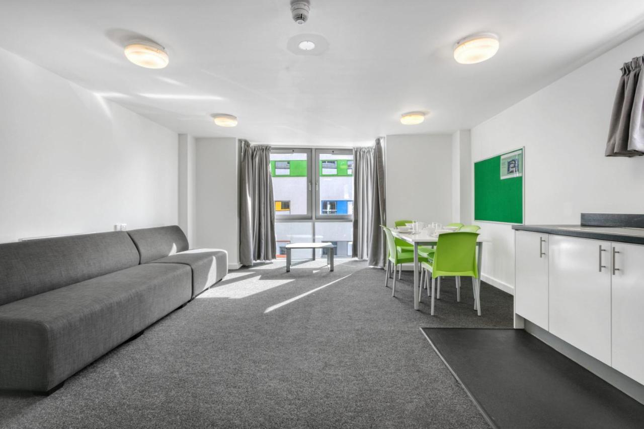 Bright & Central Room In Luton, Sleeps 2 Luton  Dış mekan fotoğraf